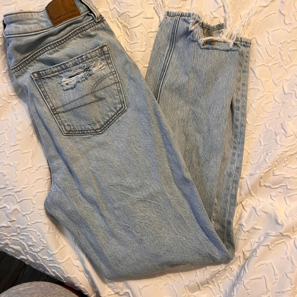 Size 0 American Eagle Mom Jeans